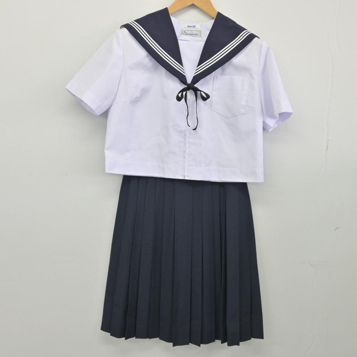 【中古】愛知県 瑞陵高等学校 女子制服 4点（セーラー服・セーラー服・スカート）sf034388