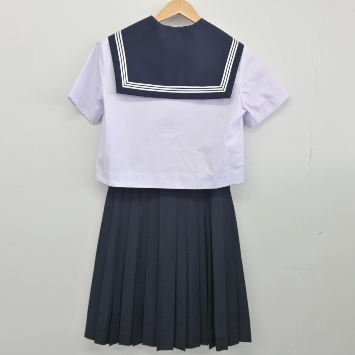 【中古】愛知県 瑞陵高等学校 女子制服 4点（セーラー服・セーラー服・スカート）sf034388