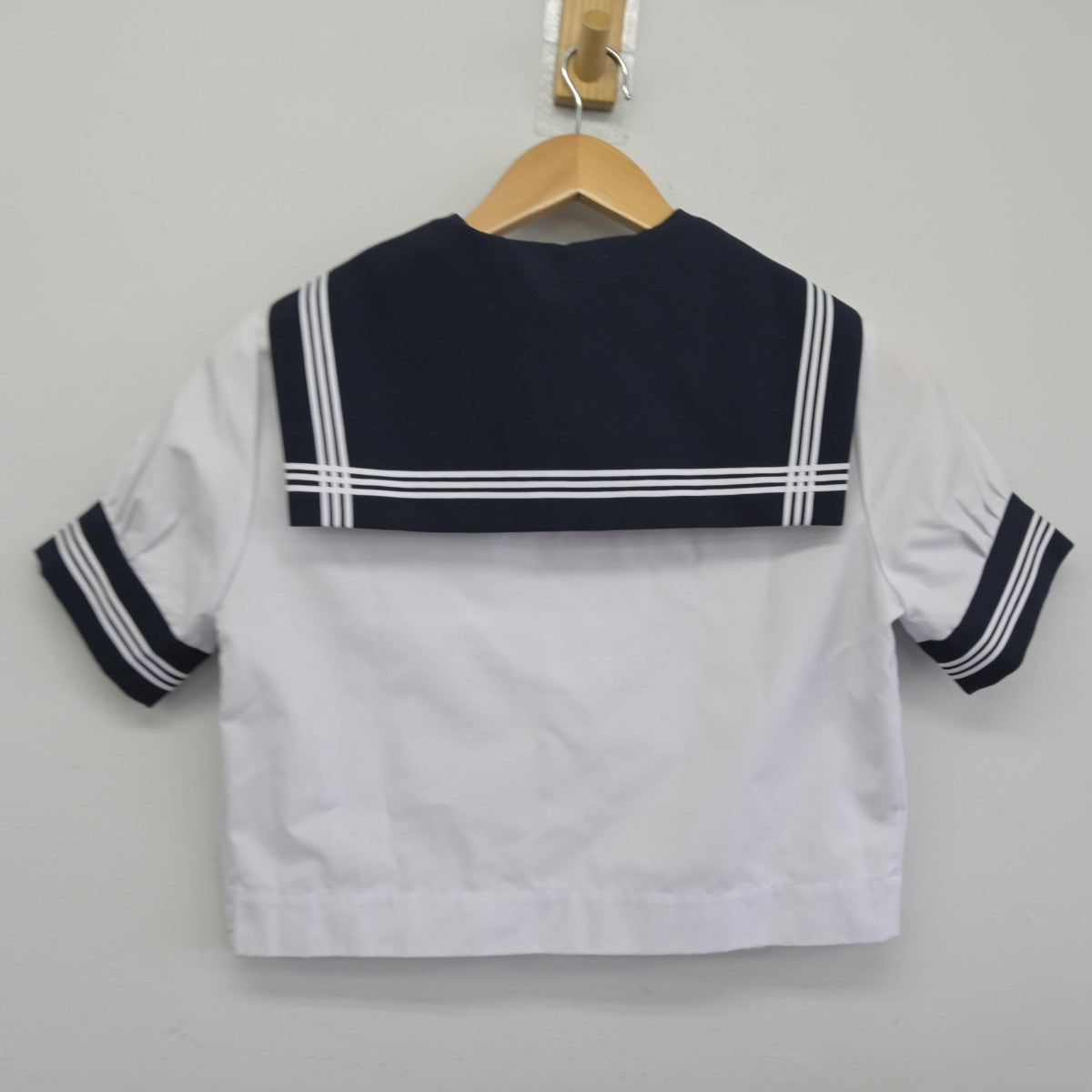 【中古】高知県 中村高等学校 女子制服 2点（セーラー服）sf034423