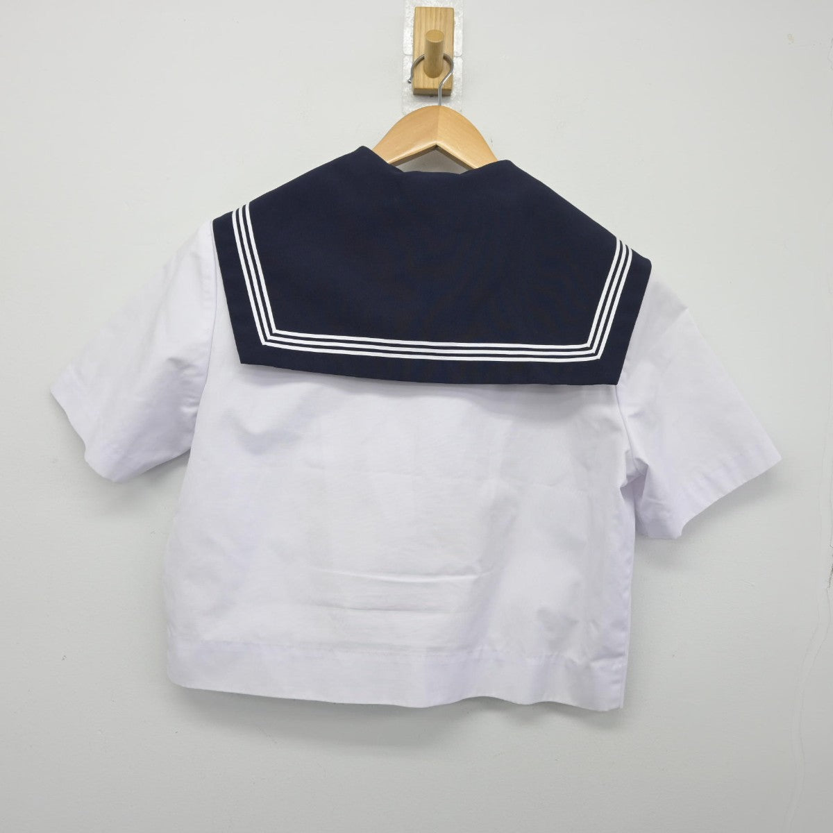 【中古】愛知県 内海中学校 女子制服 3点（セーラー服・スカート）sf034475