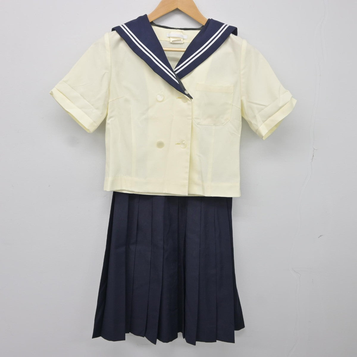 【中古】福島県 郡山商業高等学校 女子制服 3点（セーラー服・スカート）sf034545