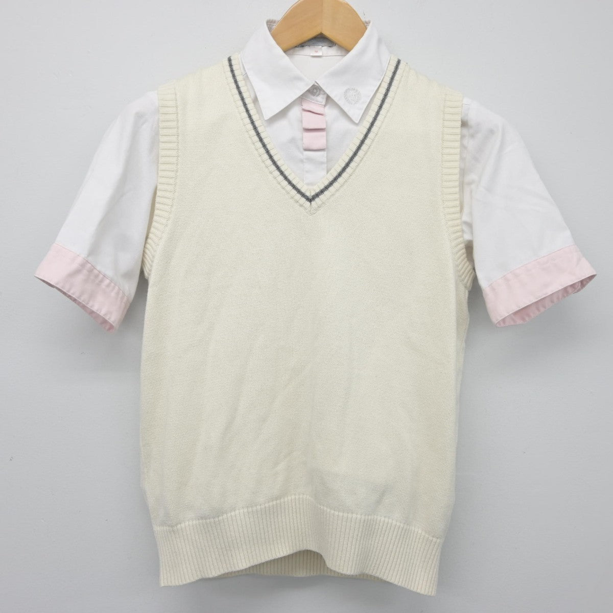 【中古】大阪府 相愛中学校 女子制服 5点（ニットベスト・シャツ）sf034559