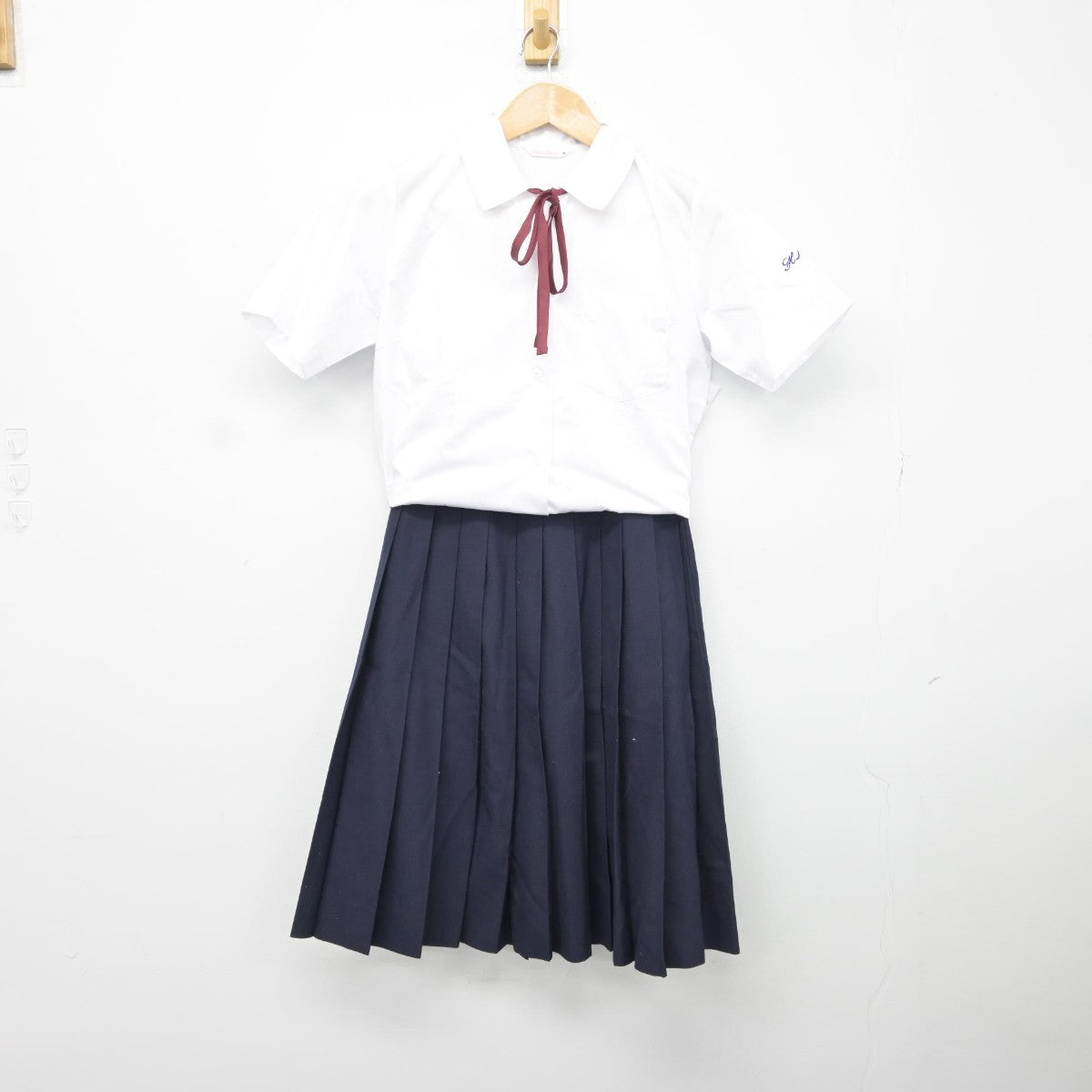 【中古】埼玉県 蓮田南中学校 女子制服 3点（シャツ・スカート）sf034611