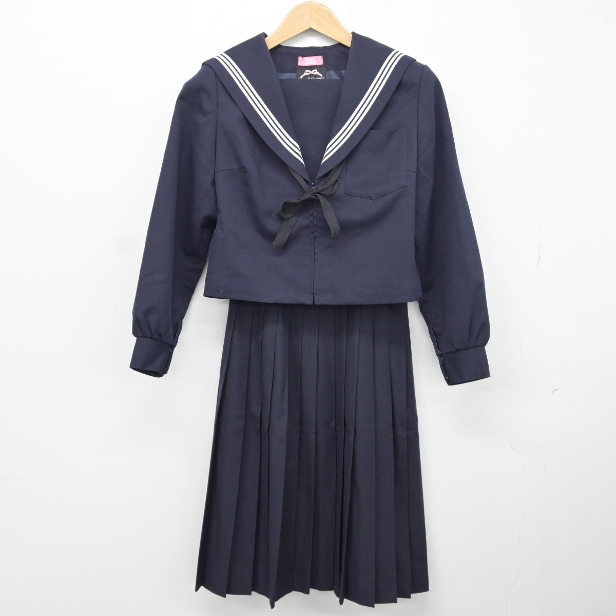 【中古】愛知県 一宮市立丹陽中学校 女子制服 3点（セーラー服・スカート）sf034621