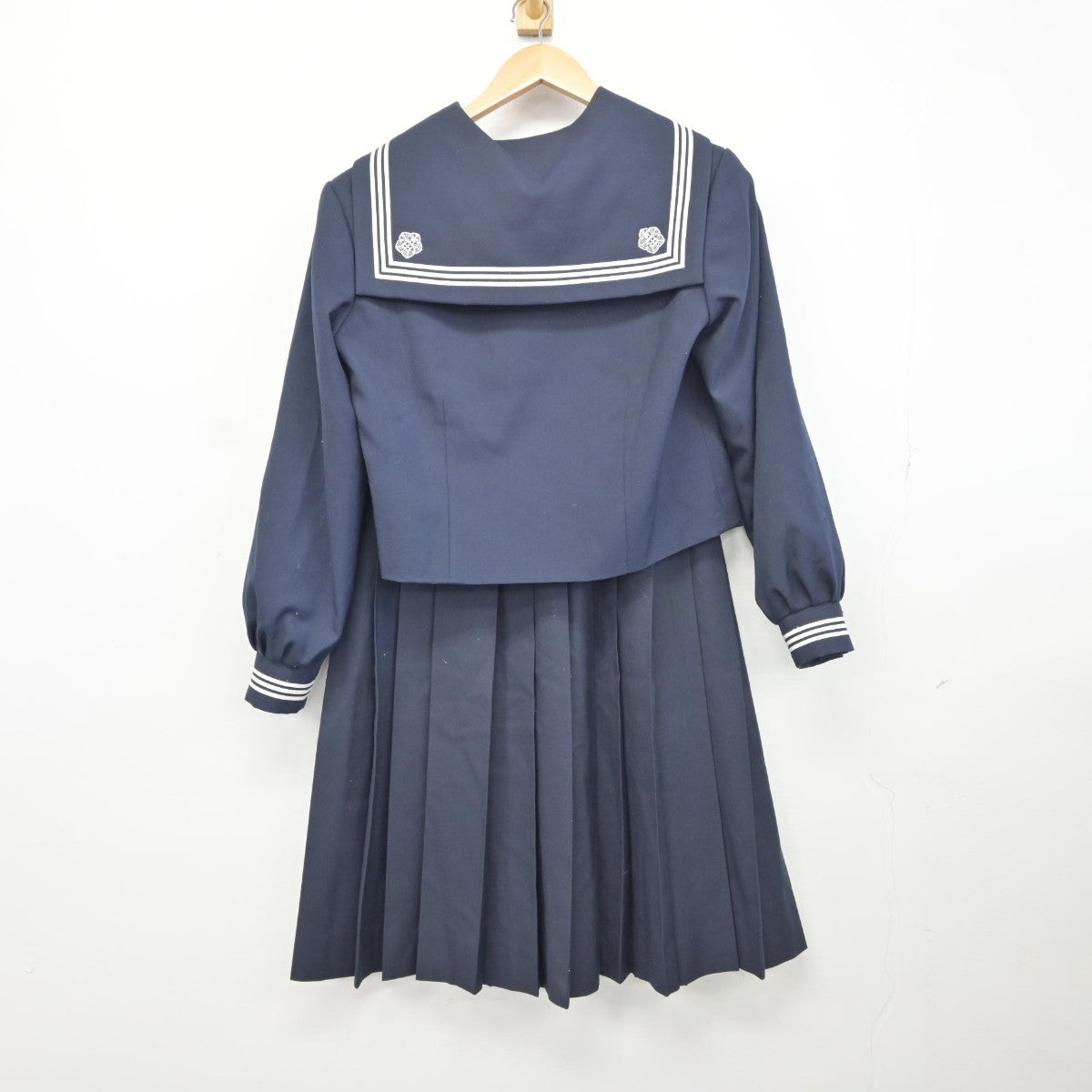 【中古】千葉県 松戸市立第五中学校 女子制服 3点（セーラー服・スカート）sf034671