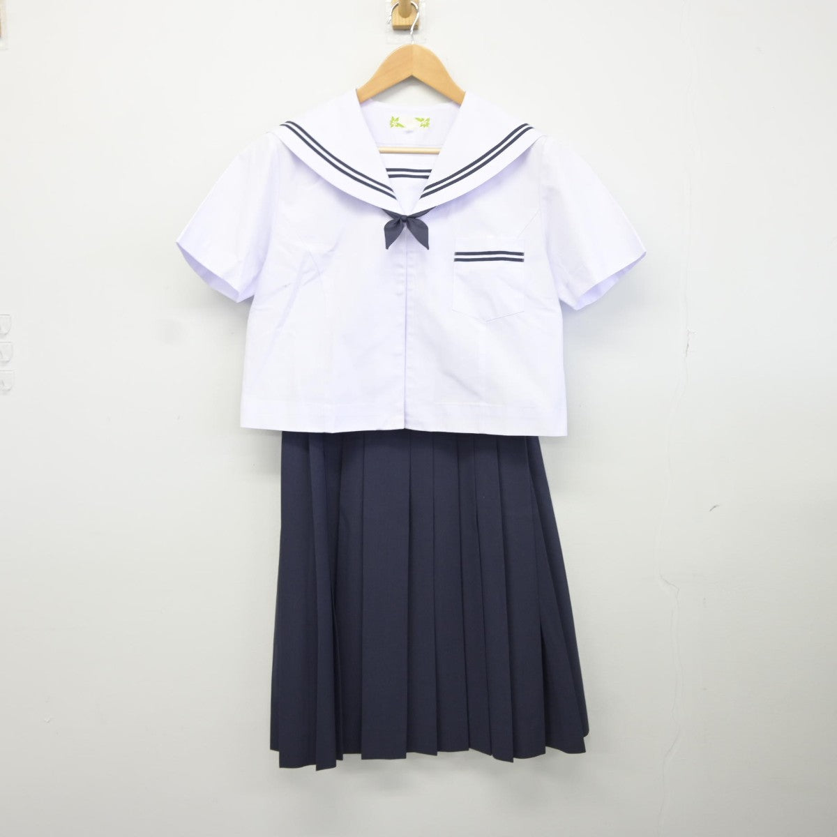 【中古】静岡県 浜松市立篠原中学校 女子制服 5点（セーラー服・スカート）sf034684