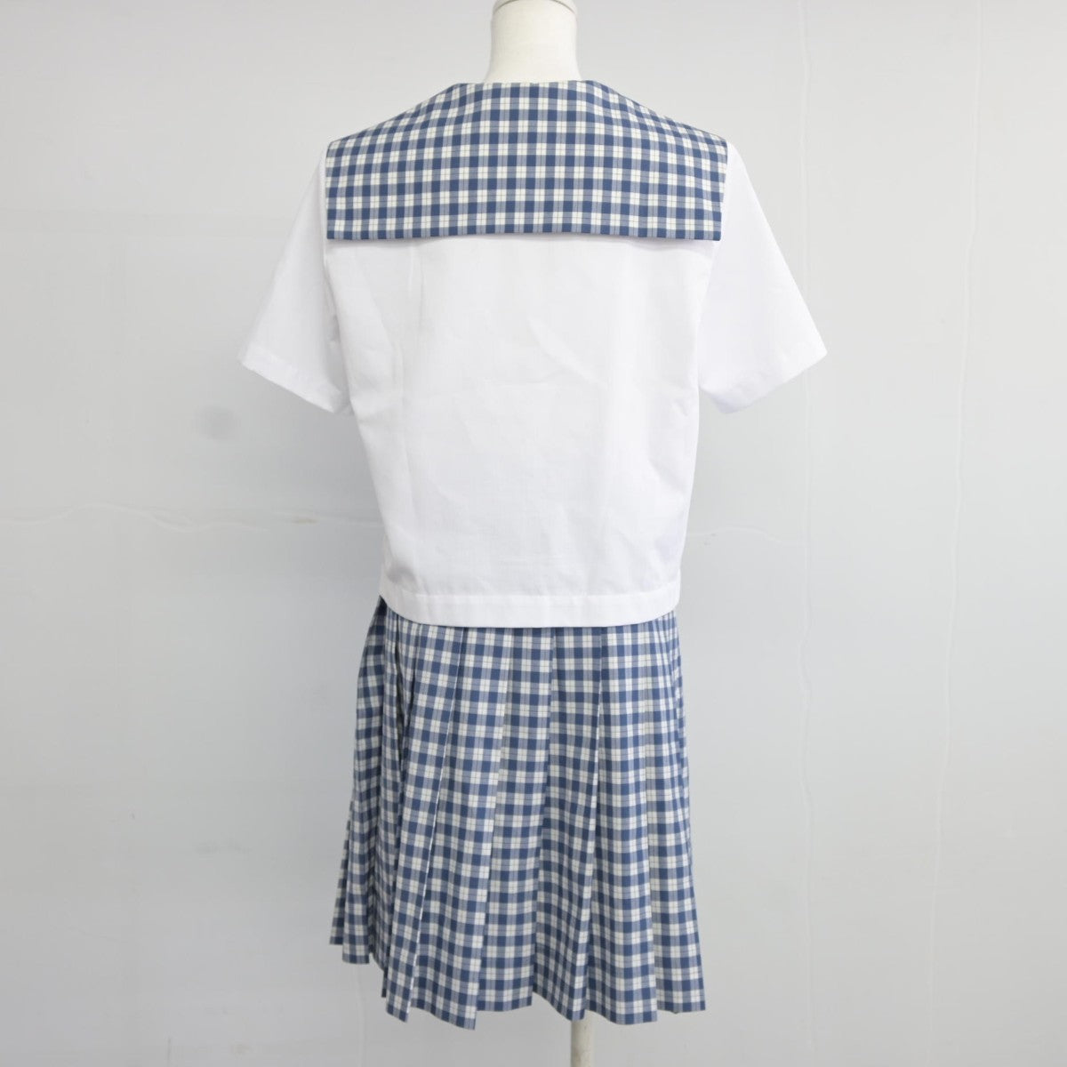 【中古】宮城県 聖和学園高等学校 女子制服 2点（セーラー服・スカート）sf034695