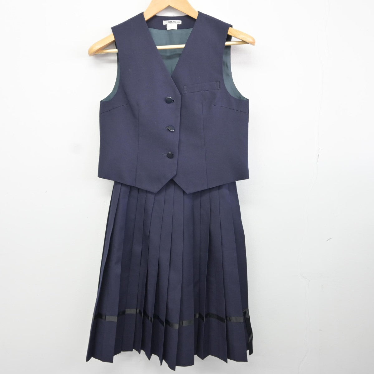 【中古】岐阜県 加納高等学校 女子制服 5点（セーラー服・ベスト・スカート）sf034717