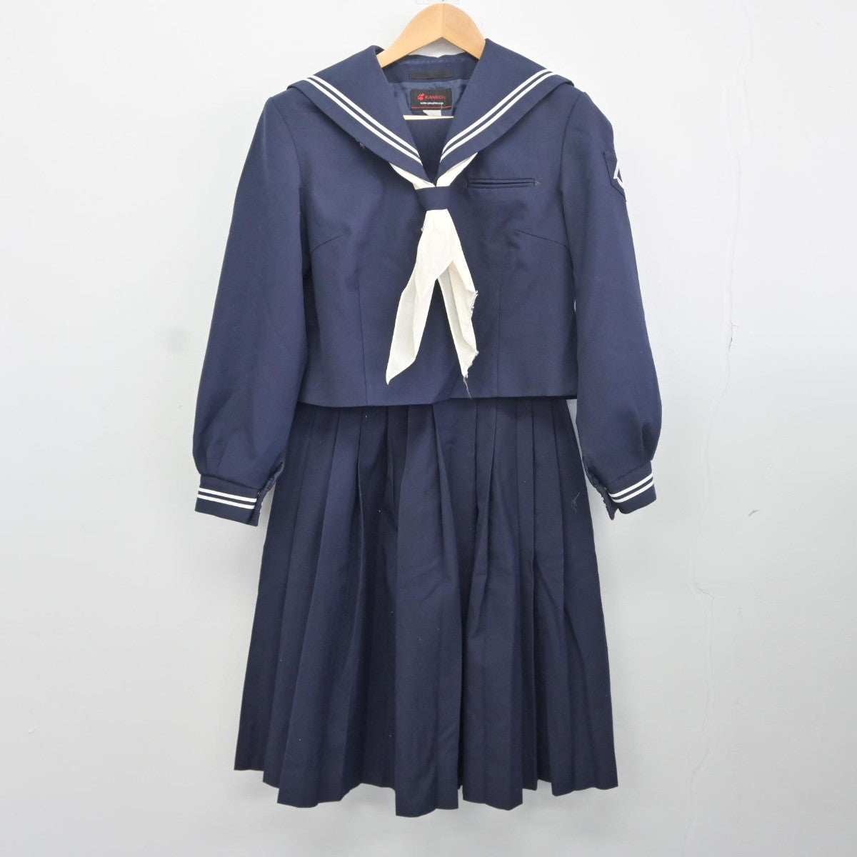 【中古】千葉県 牧野原中学校 女子制服 3点（セーラー服・スカート）sf034723