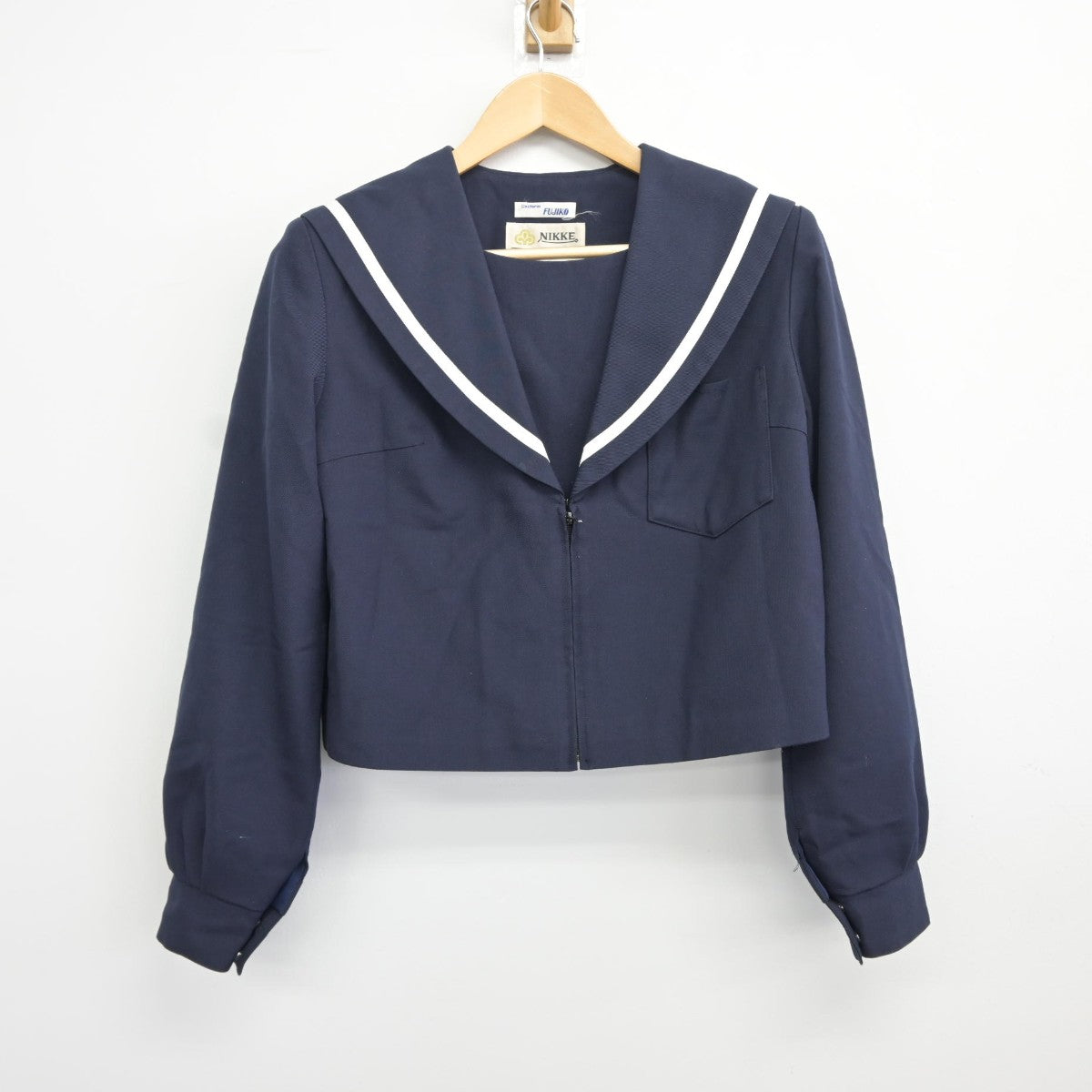 【中古】愛知県 楠中学校 女子制服 2点（セーラー服・スカート）sf034784