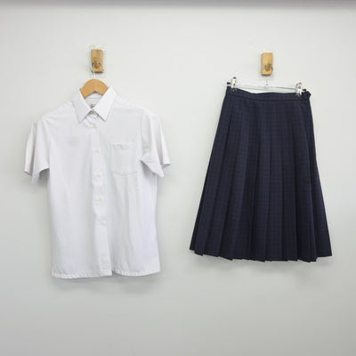 【中古】福岡県 横手中学校 女子制服 2点（シャツ・スカート）sf034803