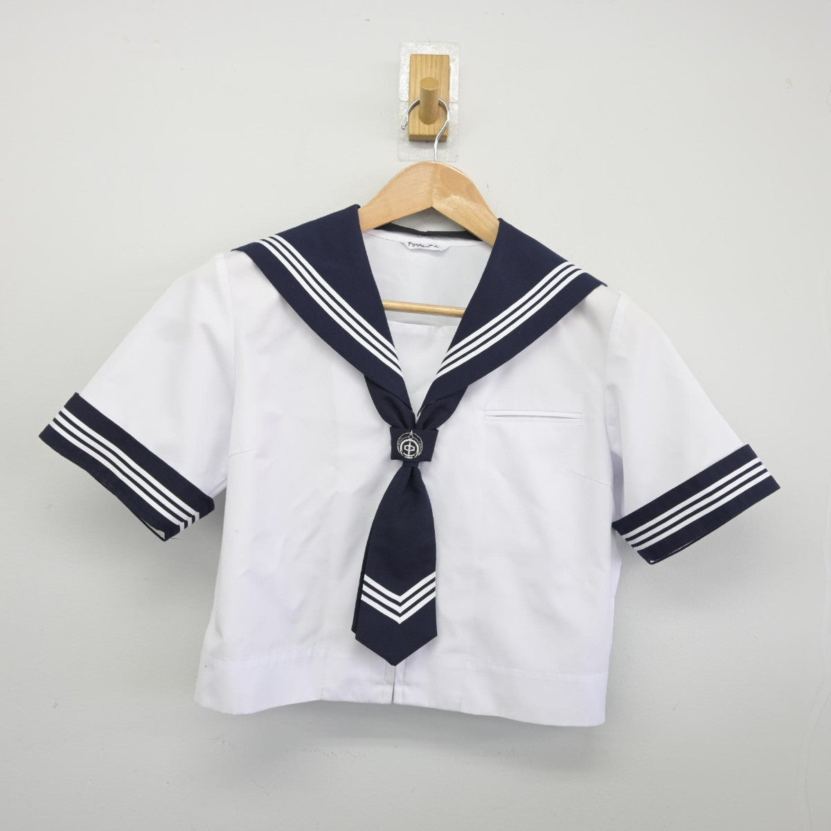 【中古】埼玉県 松伏第二中学校 女子制服 3点（セーラー服・スカート）sf034873