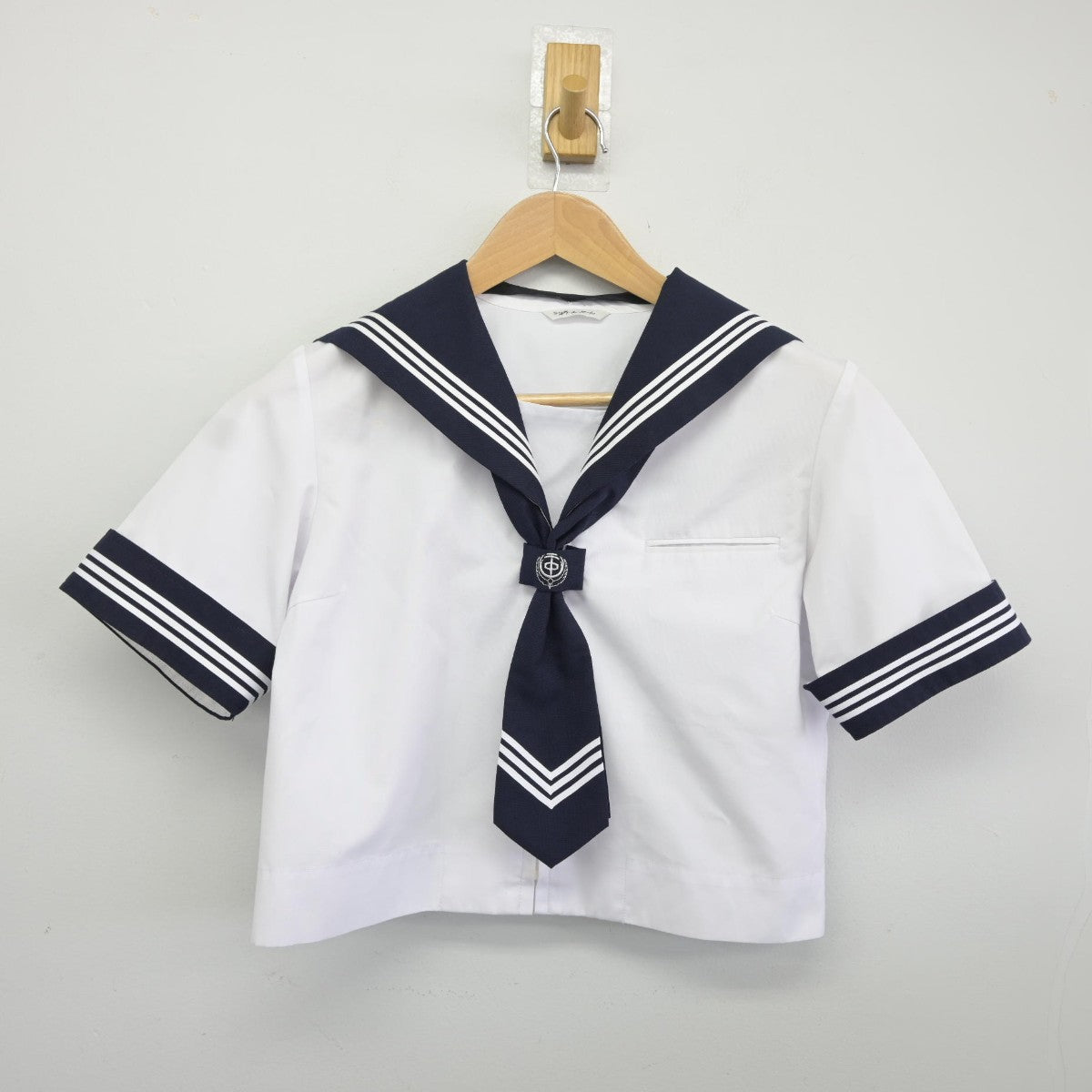 【中古】埼玉県 松伏第二中学校 女子制服 3点（セーラー服・スカート）sf034875