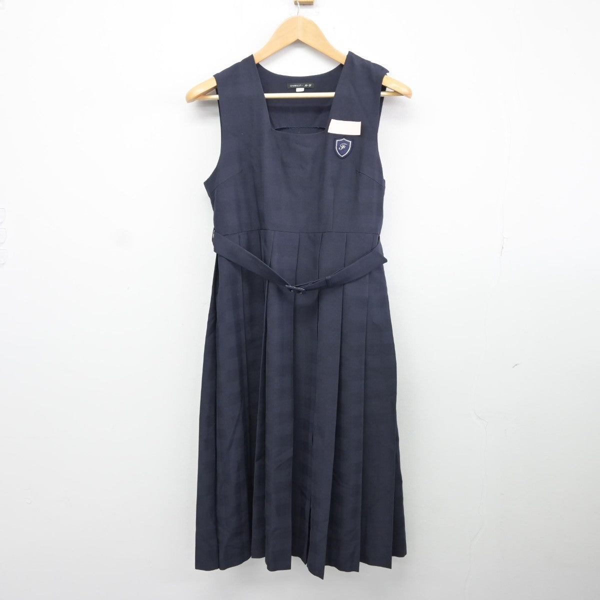 【中古】福岡県 二日市中学校 女子制服 3点（シャツ・ジャンパースカート）sf034882