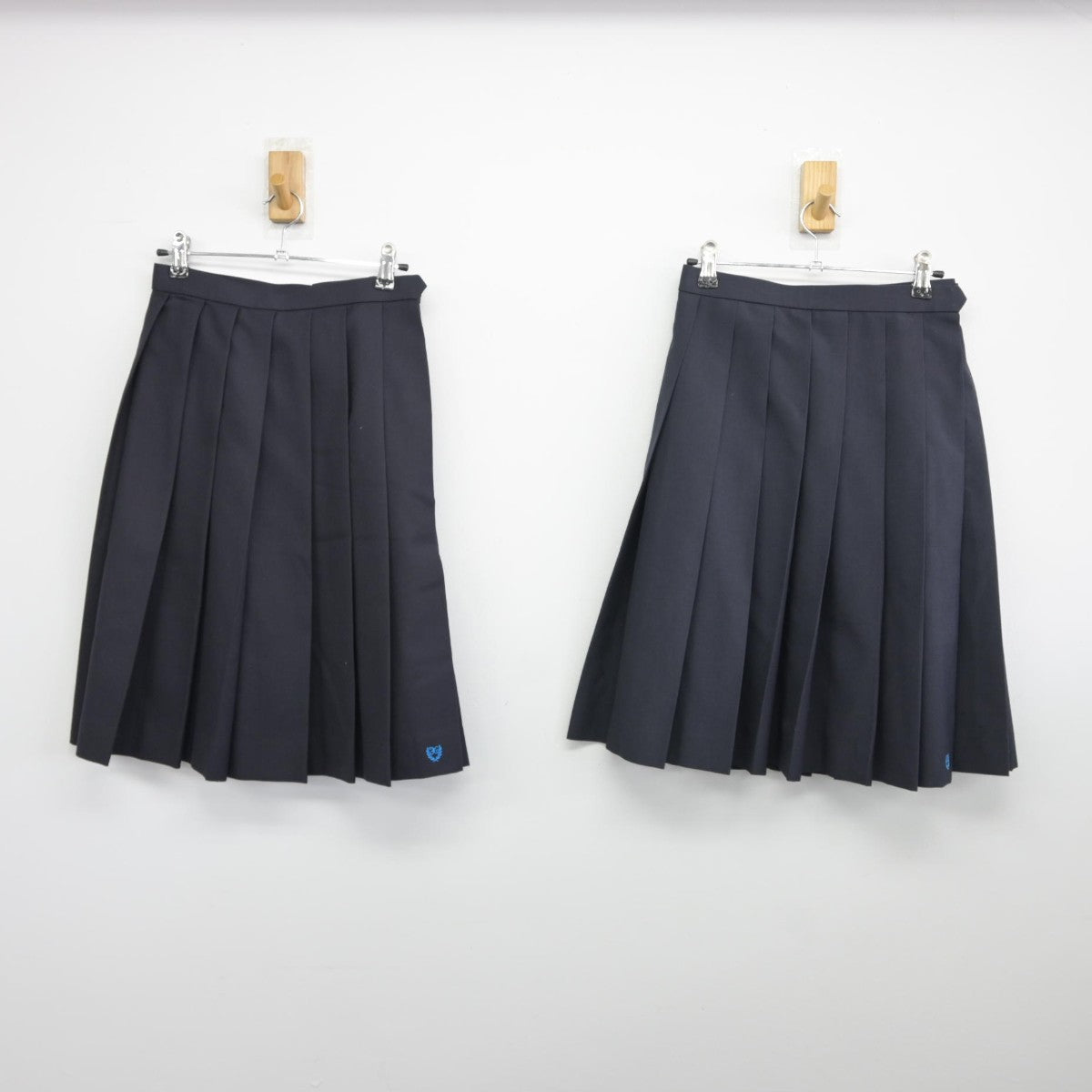 【中古】熊本県 湧心館高等学校 女子制服 3点（ブレザー・スカート）sf034897