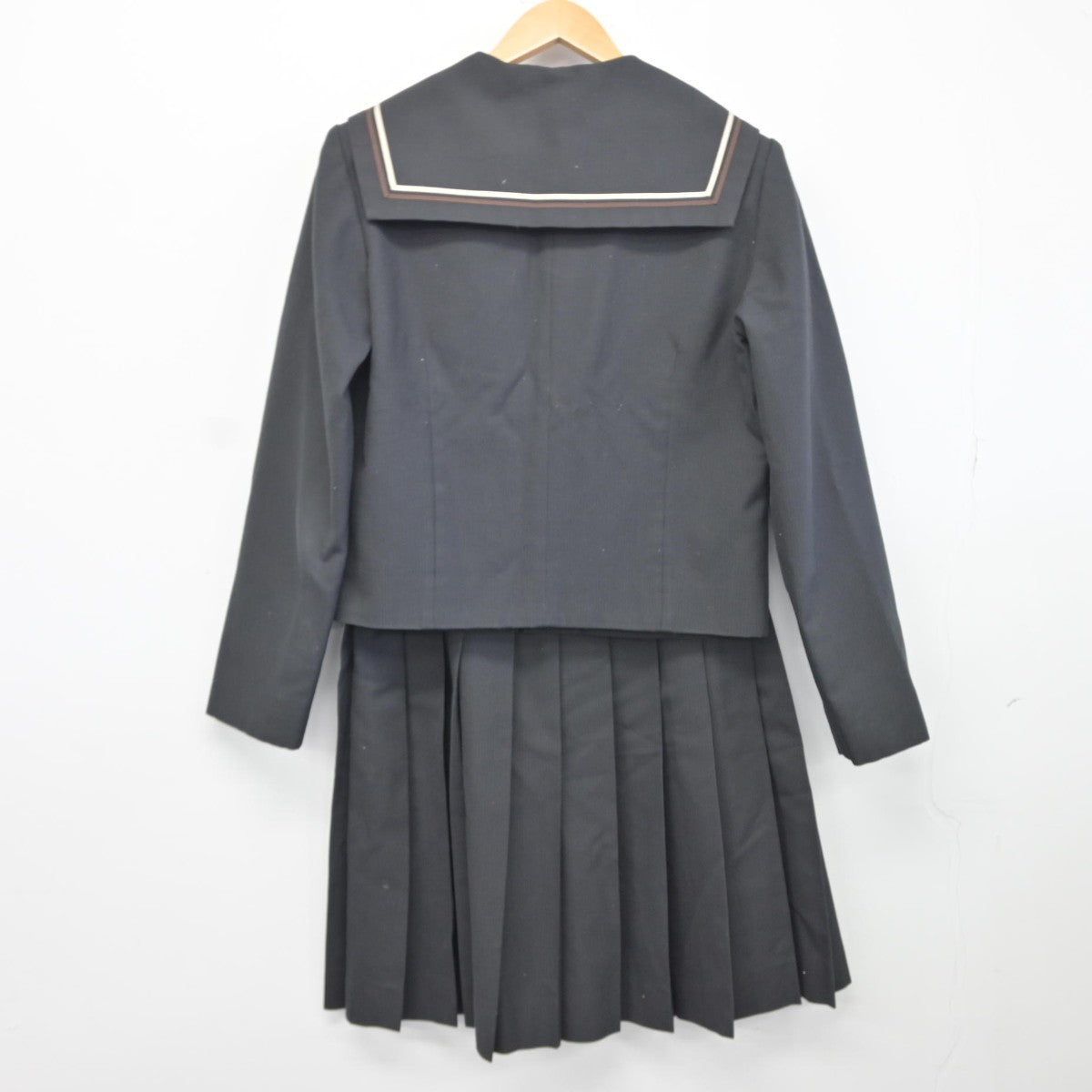 【中古】岩手県 岩谷堂高等学校 女子制服 4点（セーラー服・スカート）sf034938