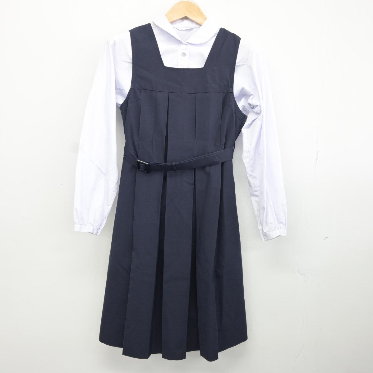 【中古】福岡県 福岡雙葉小学校 女子制服 2点（シャツ・ジャンパースカート）sf034965