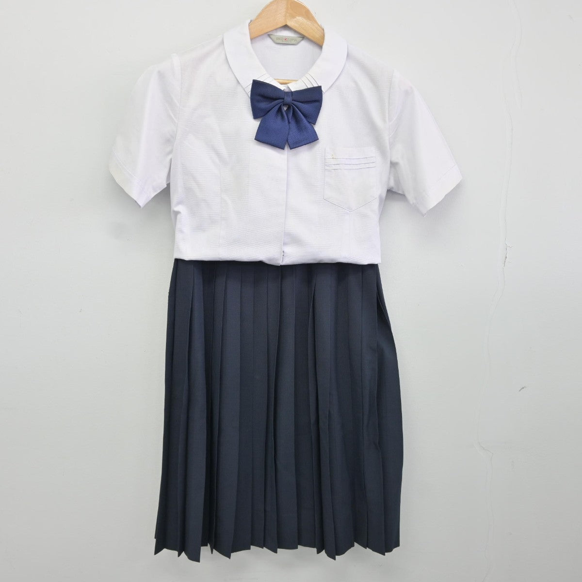 【中古】和歌山県 向陽高等学校 女子制服 4点（シャツ・スカート）sf034970