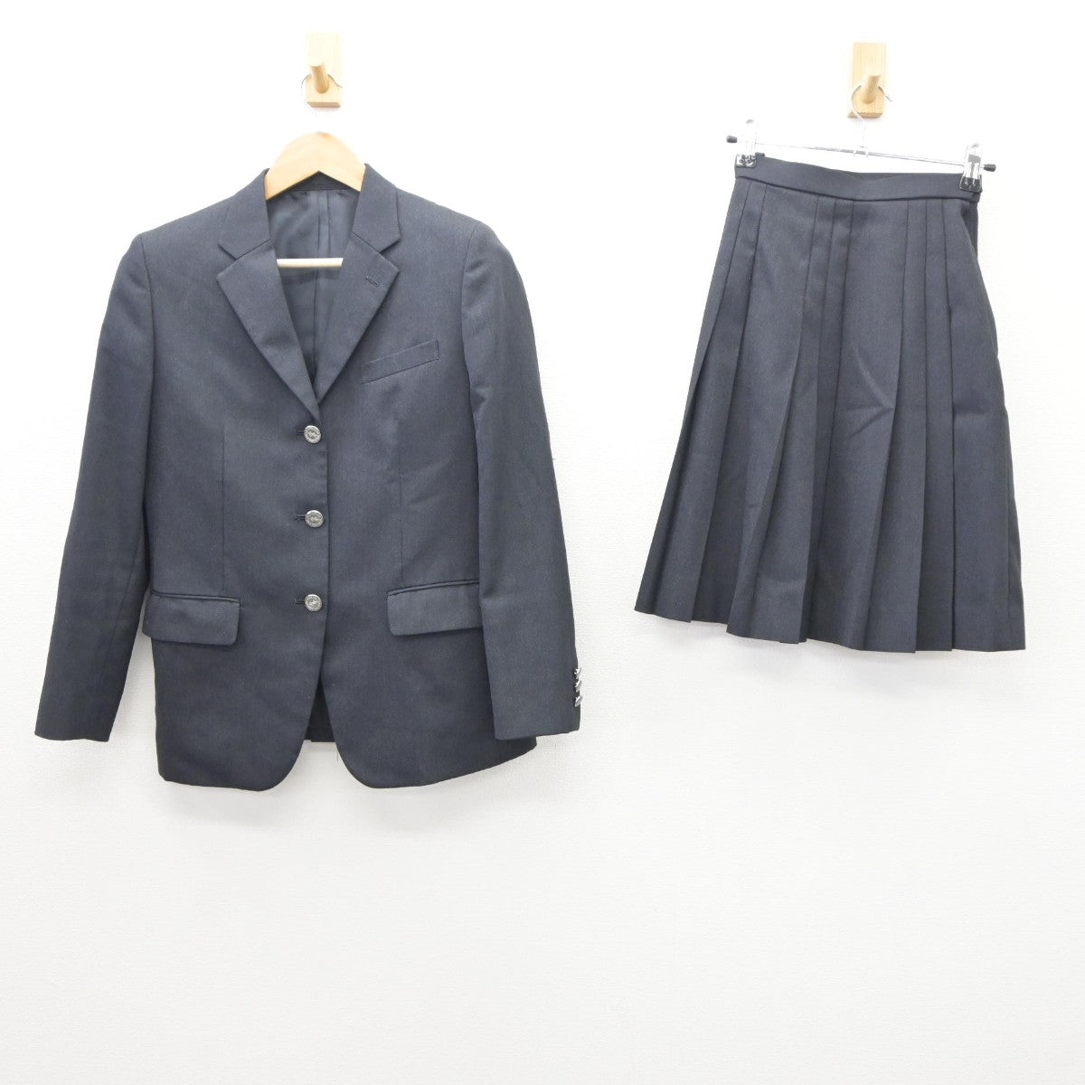 【中古】石川県 金沢北陵高等学校 女子制服 2点（ブレザー・スカート）sf035011