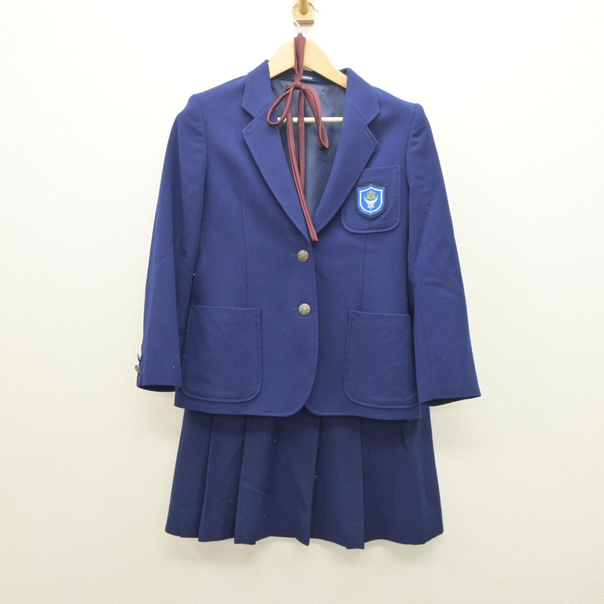 【中古】北海道 滝川市立明苑中学校 女子制服 4点（ブレザー・ベスト・スカート）sf035055