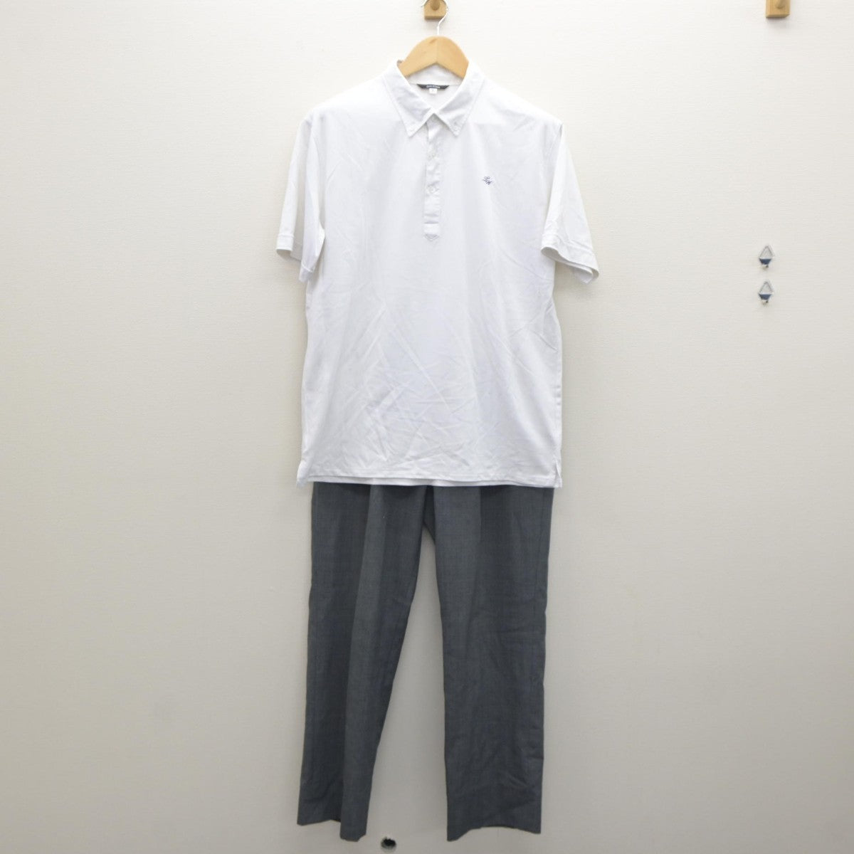 【中古】東京都 都立高島高等学校 男子制服 3点（シャツ・ズボン）sf035089