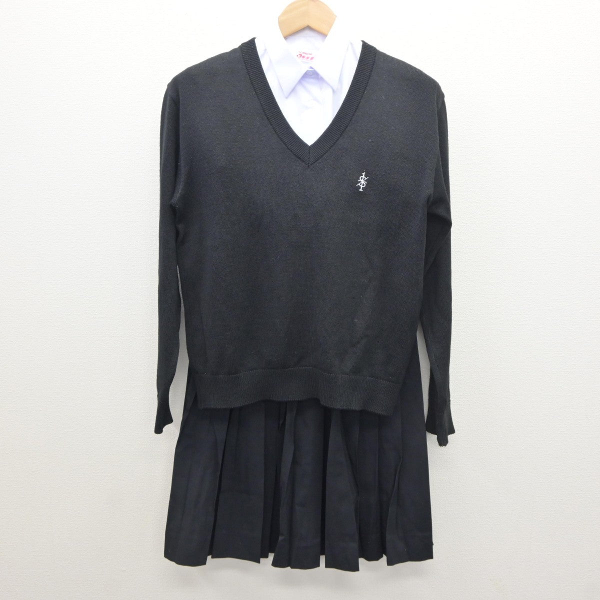 【中古】茨城県 下妻第一高等学校 女子制服 4点（ブレザー・シャツ・ニット・スカート）sf035101