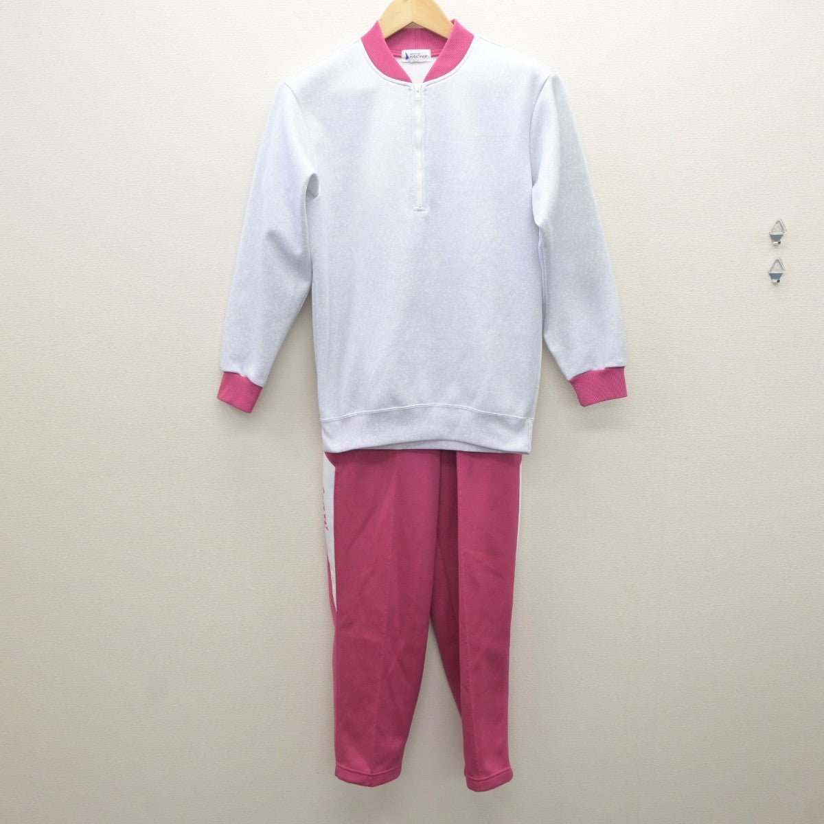 【中古】愛知県 名城大学附属高等学校 女子制服 2点（ジャージ 上・ジャージ 下）sf035181