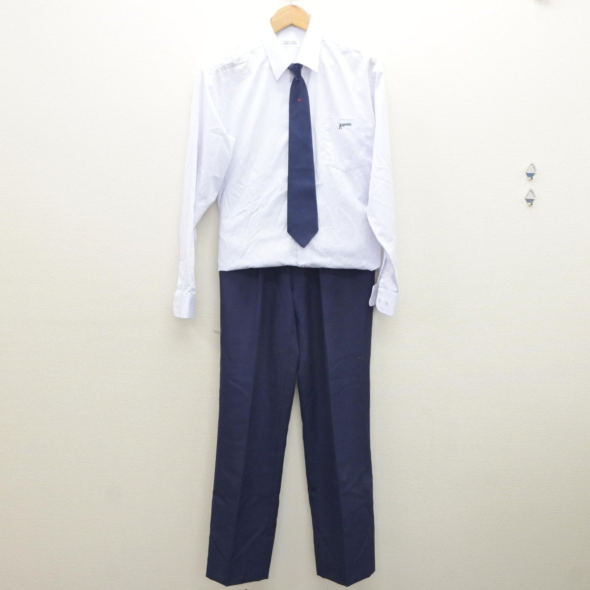 【中古】群馬県 高崎北高等学校 男子制服 4点（ブレザー・シャツ・ズボン）sf035191