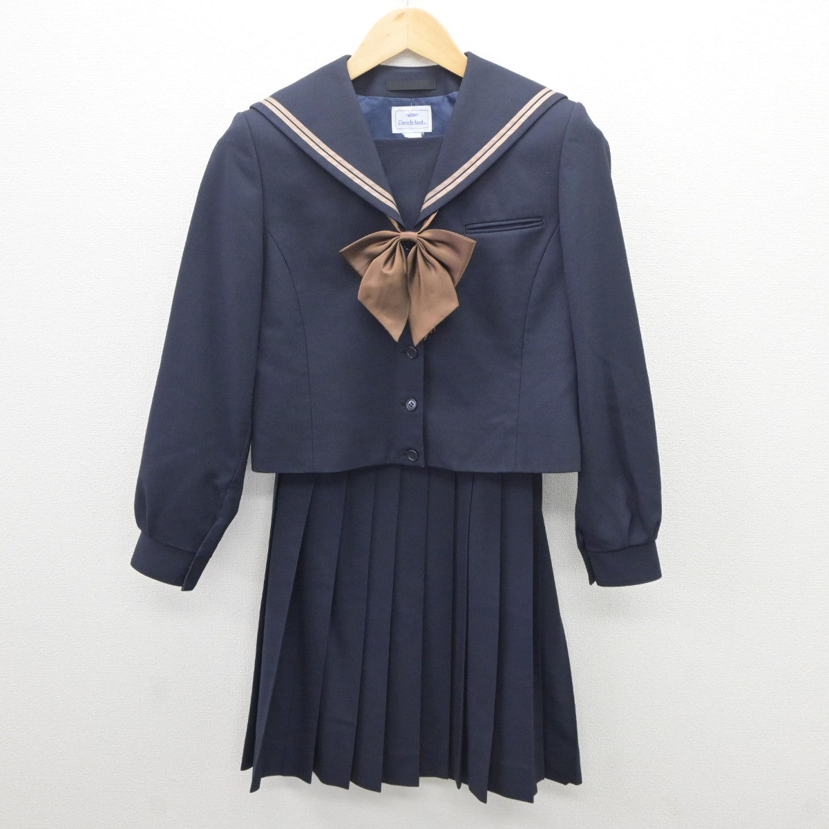 【中古】岡山県 岡山南高等学校 女子制服 4点（セーラー服・シャツ・スカート）sf035236