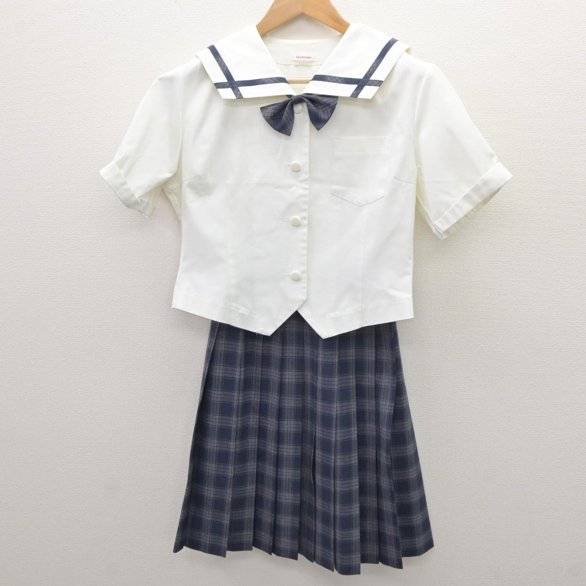 【中古】岡山県 岡山南高等学校 女子制服 3点（セーラー服・スカート）sf035240