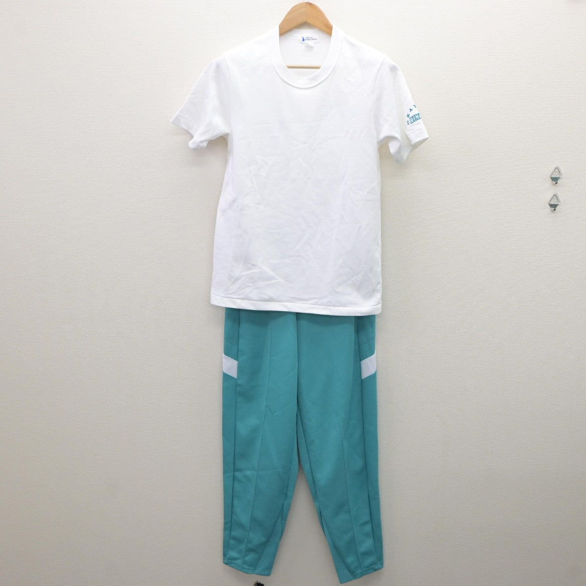 【中古】岡山県 岡山南高等学校 女子制服 3点（ジャージ 上・体操服 上・ジャージ 下）sf035241