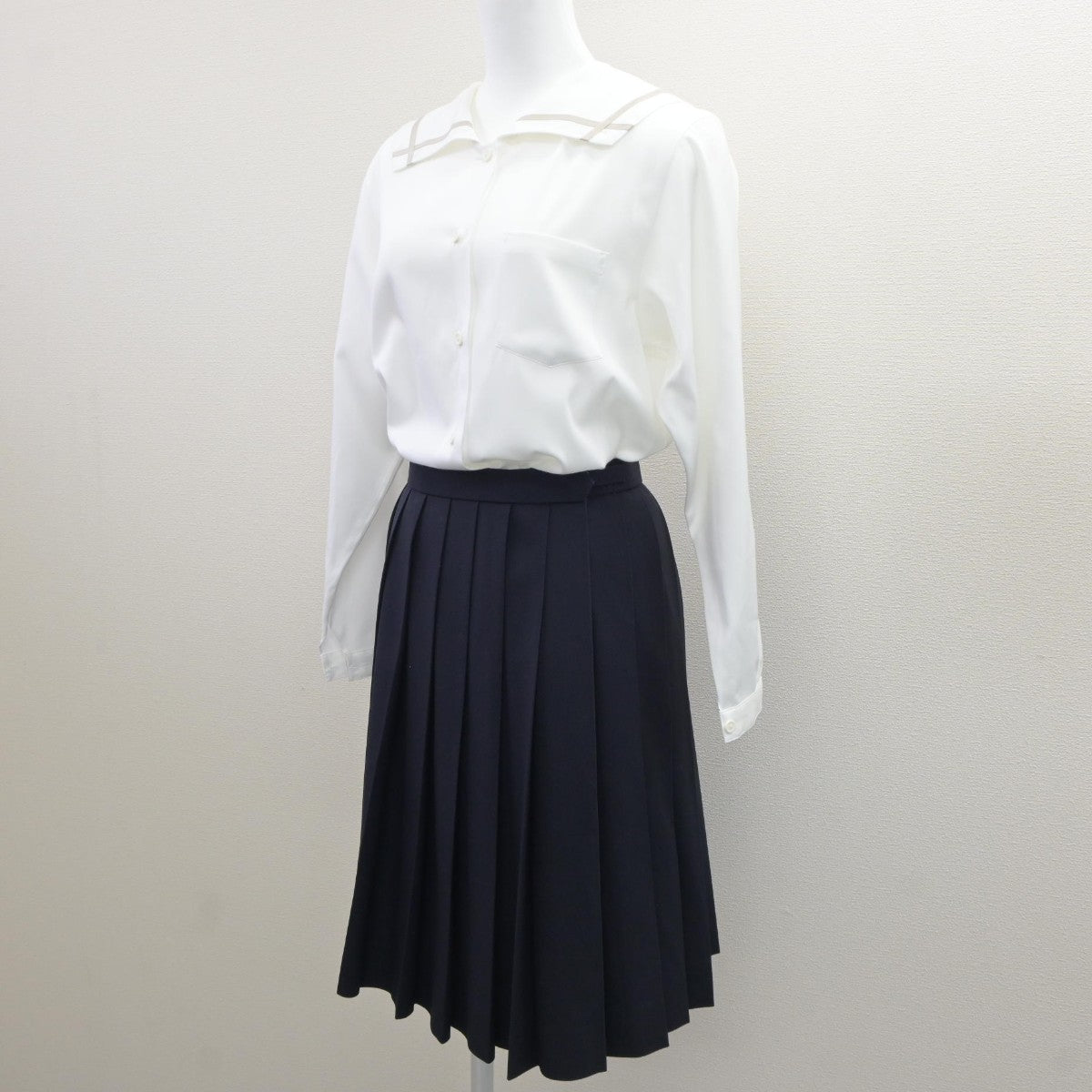 【中古】岡山県 岡山南高等学校 女子制服 5点（ブレザー・セーラー服・シャツ・スカート）sf035243