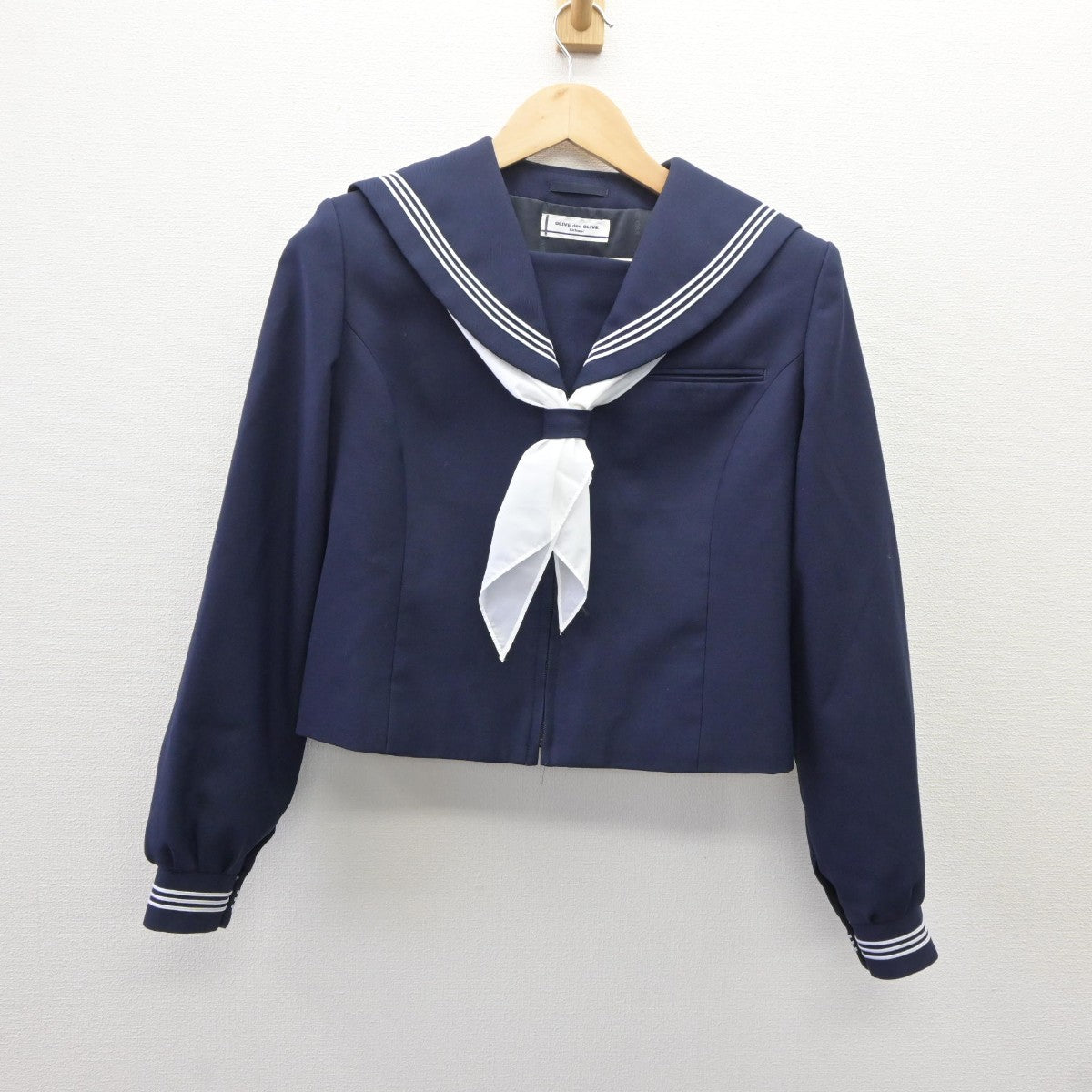 【中古】秋田県 御野場中学校 女子制服 3点（セーラー服・スカート）sf035254