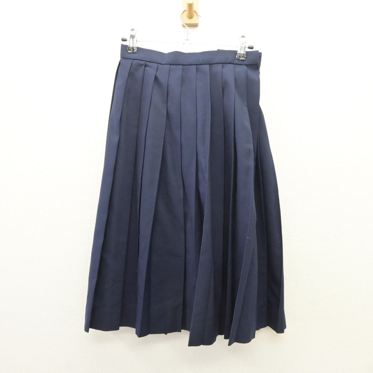 【中古】秋田県 御野場中学校 女子制服 3点（セーラー服・スカート）sf035254