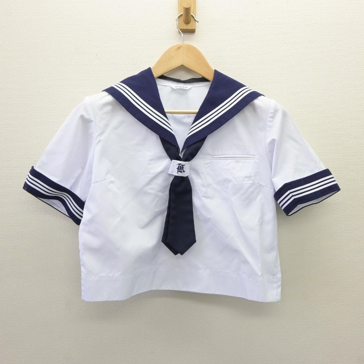 【中古】東京都 葛美中学校 女子制服 3点（セーラー服・スカート）sf035266