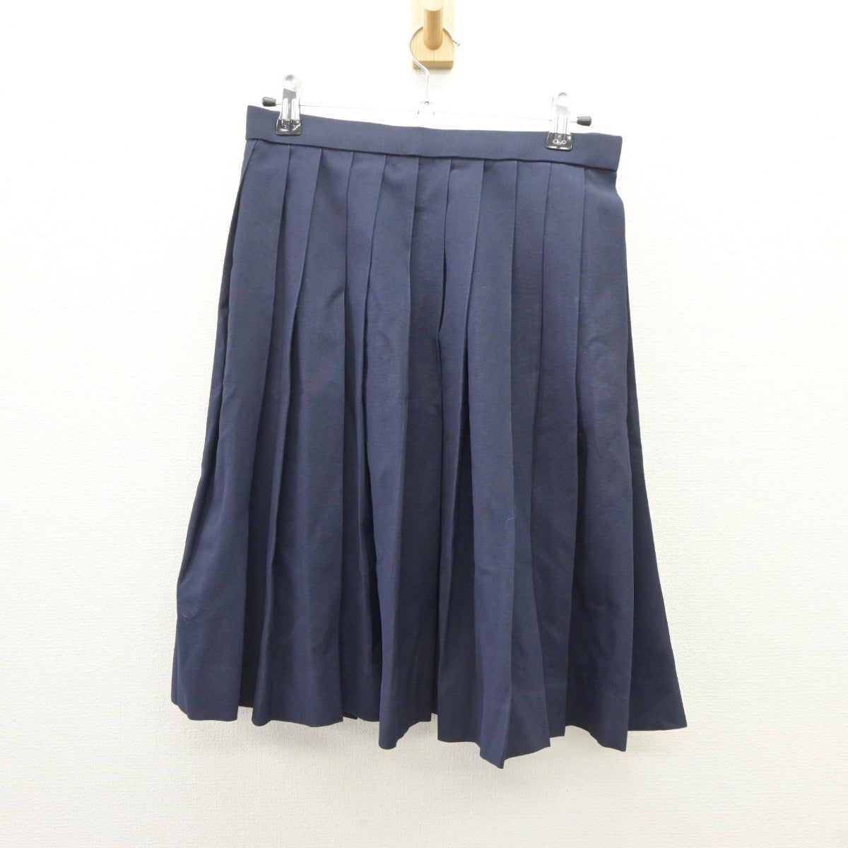 【中古】東京都 葛美中学校 女子制服 3点（セーラー服・スカート）sf035266