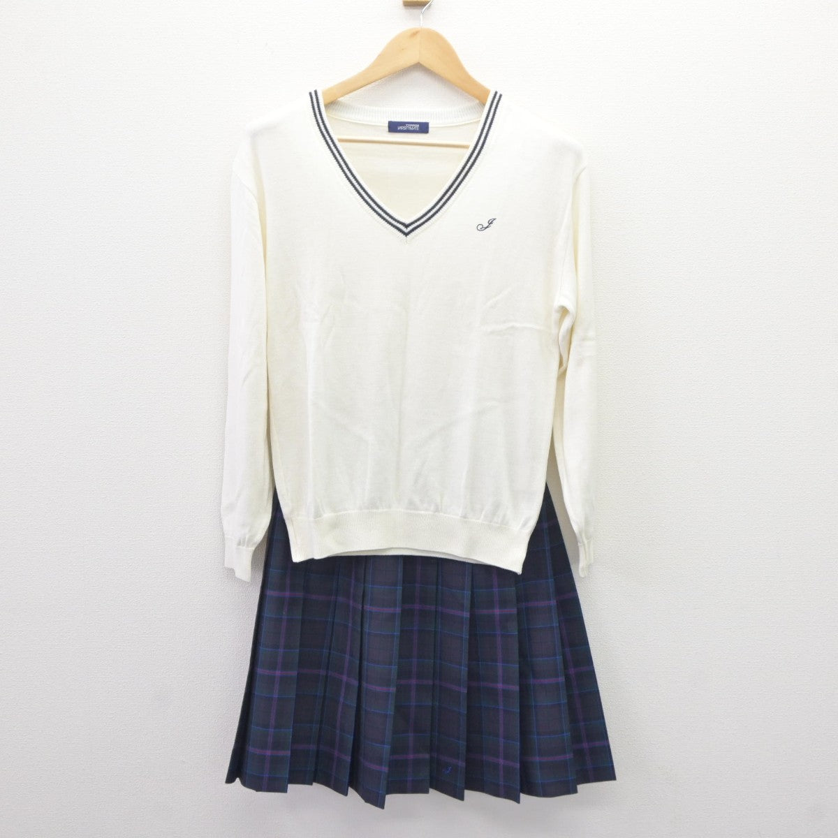 【中古】東京都 城西大学附属城西中学校高等学校 女子制服 2点（ニット・スカート）sf035286