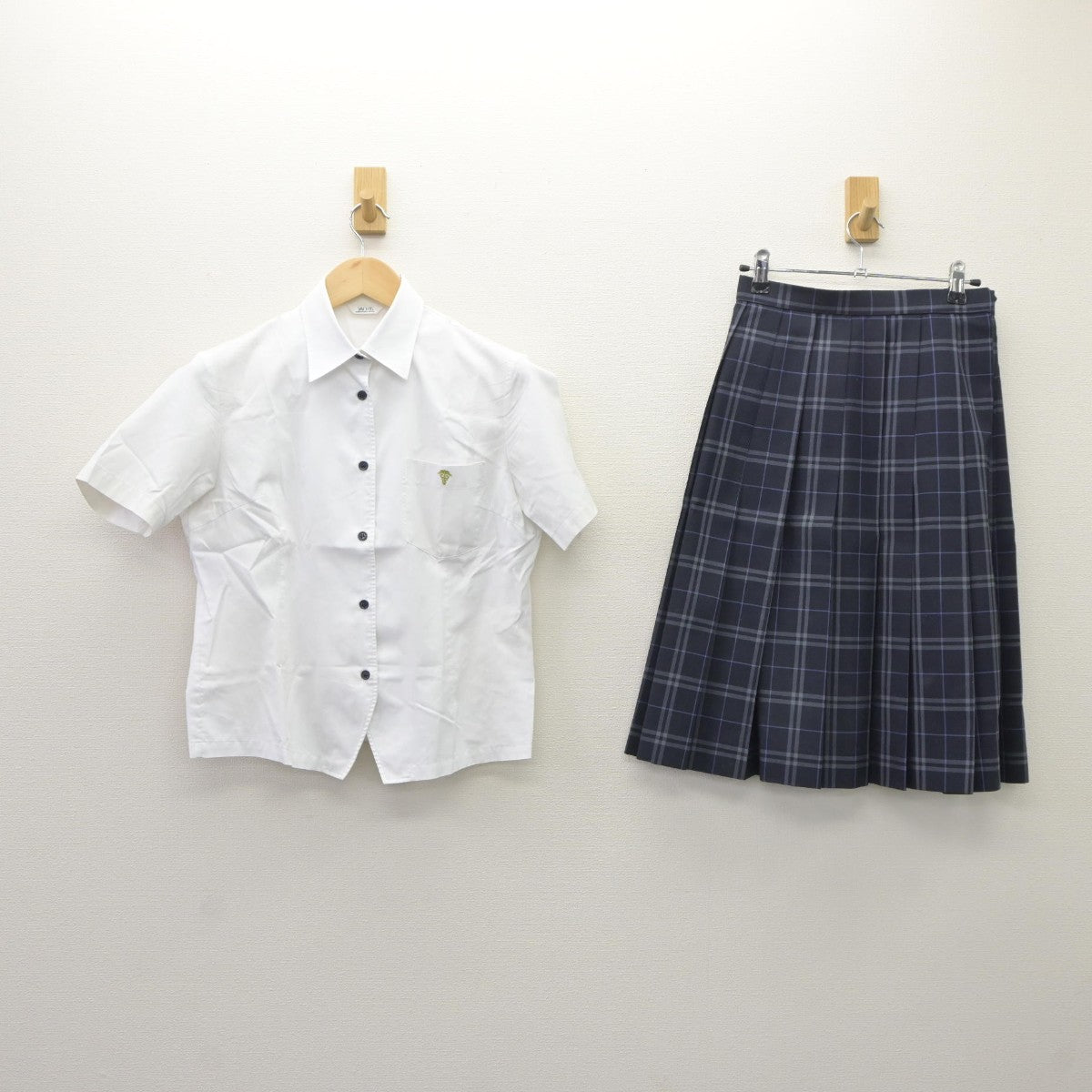 【中古】山口県 下関商業高等学校 女子制服 2点（シャツ・スカート）sf035300