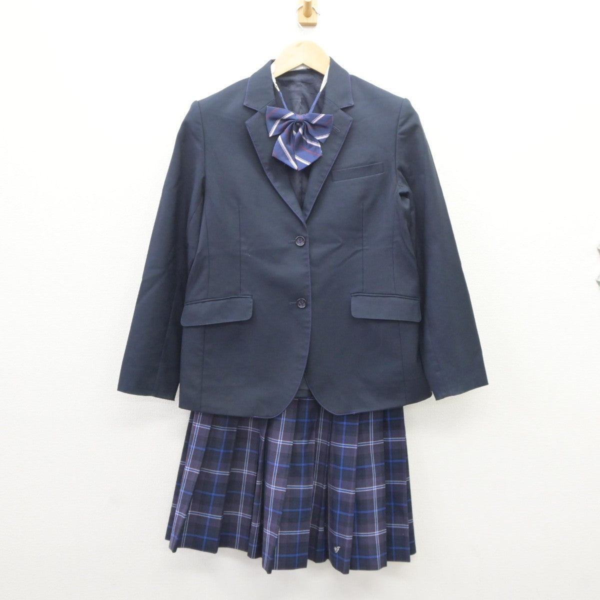 【中古】神奈川県 伊勢原高等学校 女子制服 5点（ブレザー・ニットベスト・スカート）sf035302