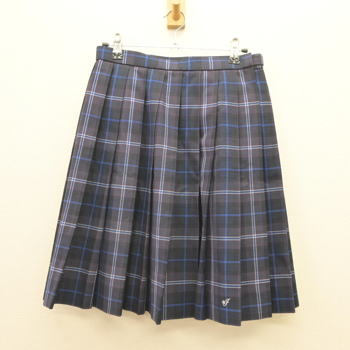 【中古】神奈川県 伊勢原高等学校 女子制服 5点（ブレザー・ニットベスト・スカート）sf035302