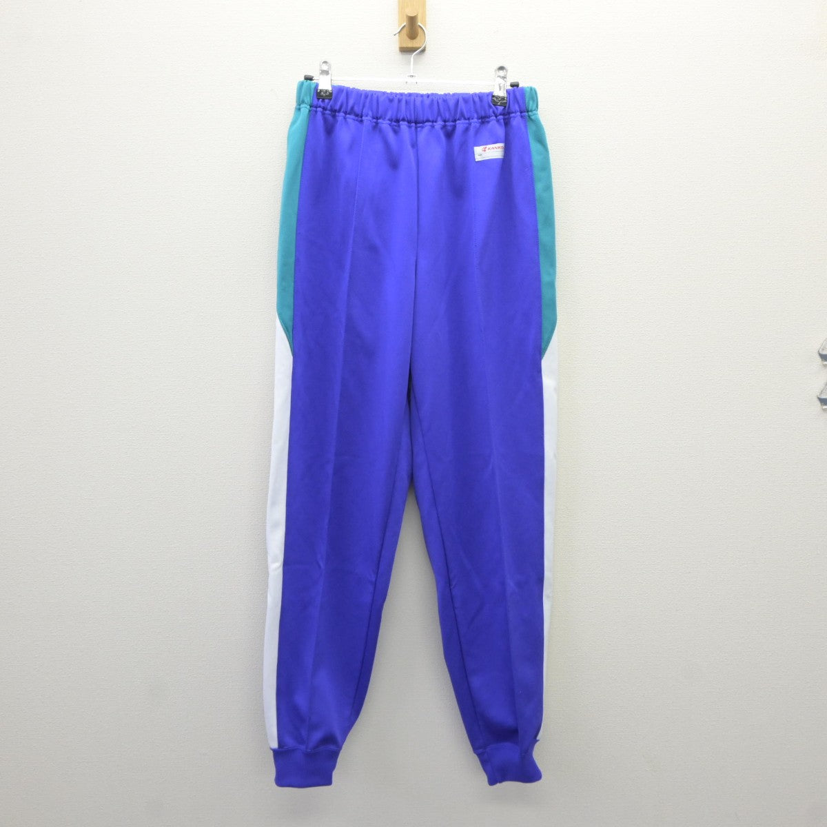 【中古】岡山県 真備東中学校 女子制服 2点（ジャージ 上・ジャージ 下）sf035329