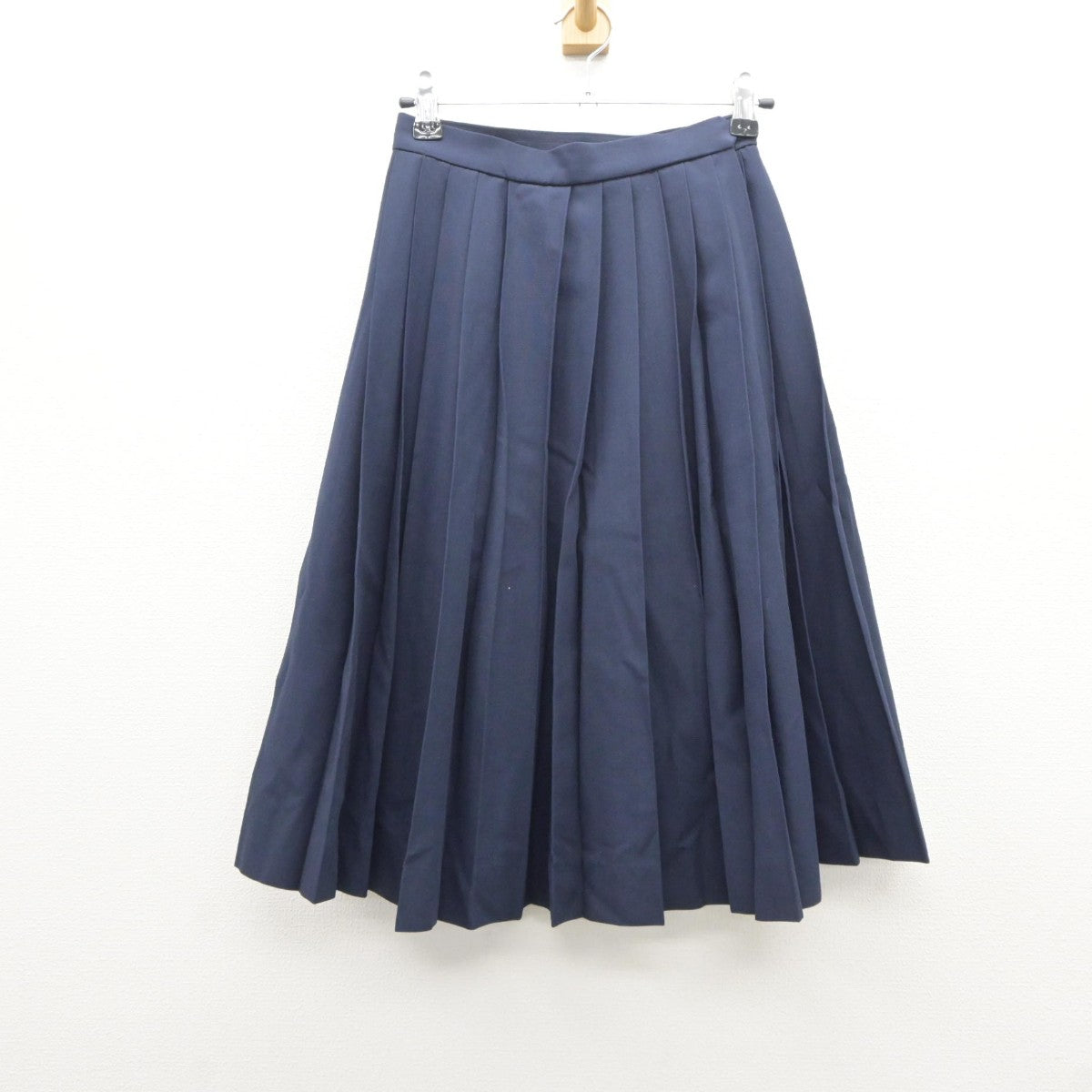 【中古】愛知県 振甫中学校 女子制服 4点（セーラー服・スカート）sf035367