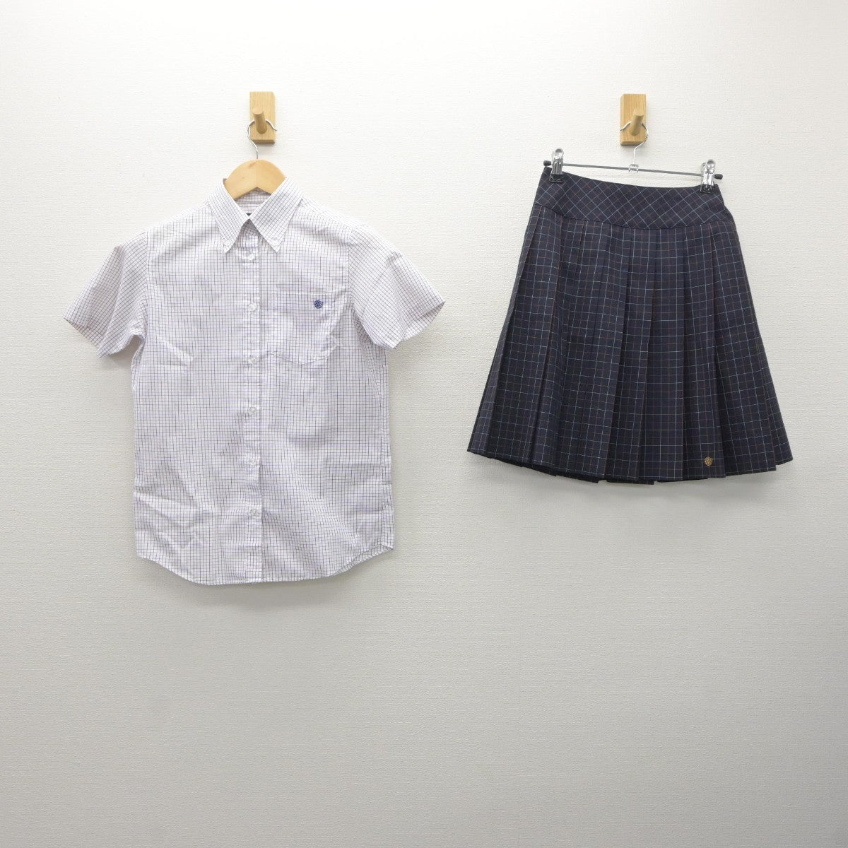 中古】愛知県 愛知総合工科高等学校 女子制服 2点（シャツ・スカート）sf035375 | 中古制服通販パレイド