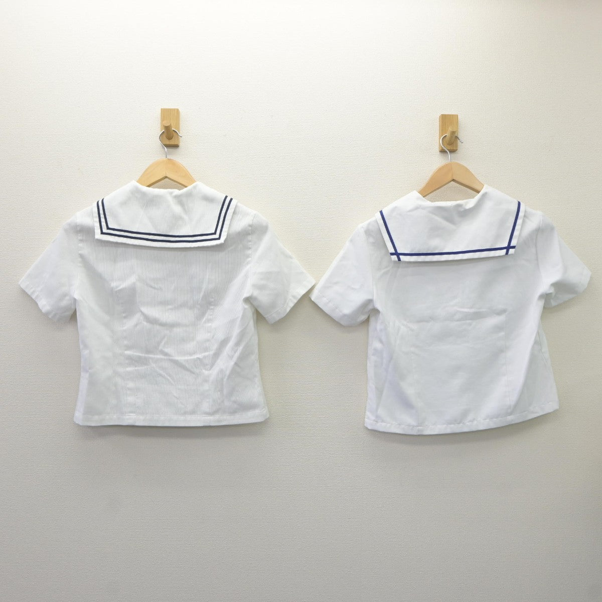 【中古】神奈川県 カリタス女子中学高等学校 女子制服 3点（セーラー服・セーラー服・スカート）sf035388