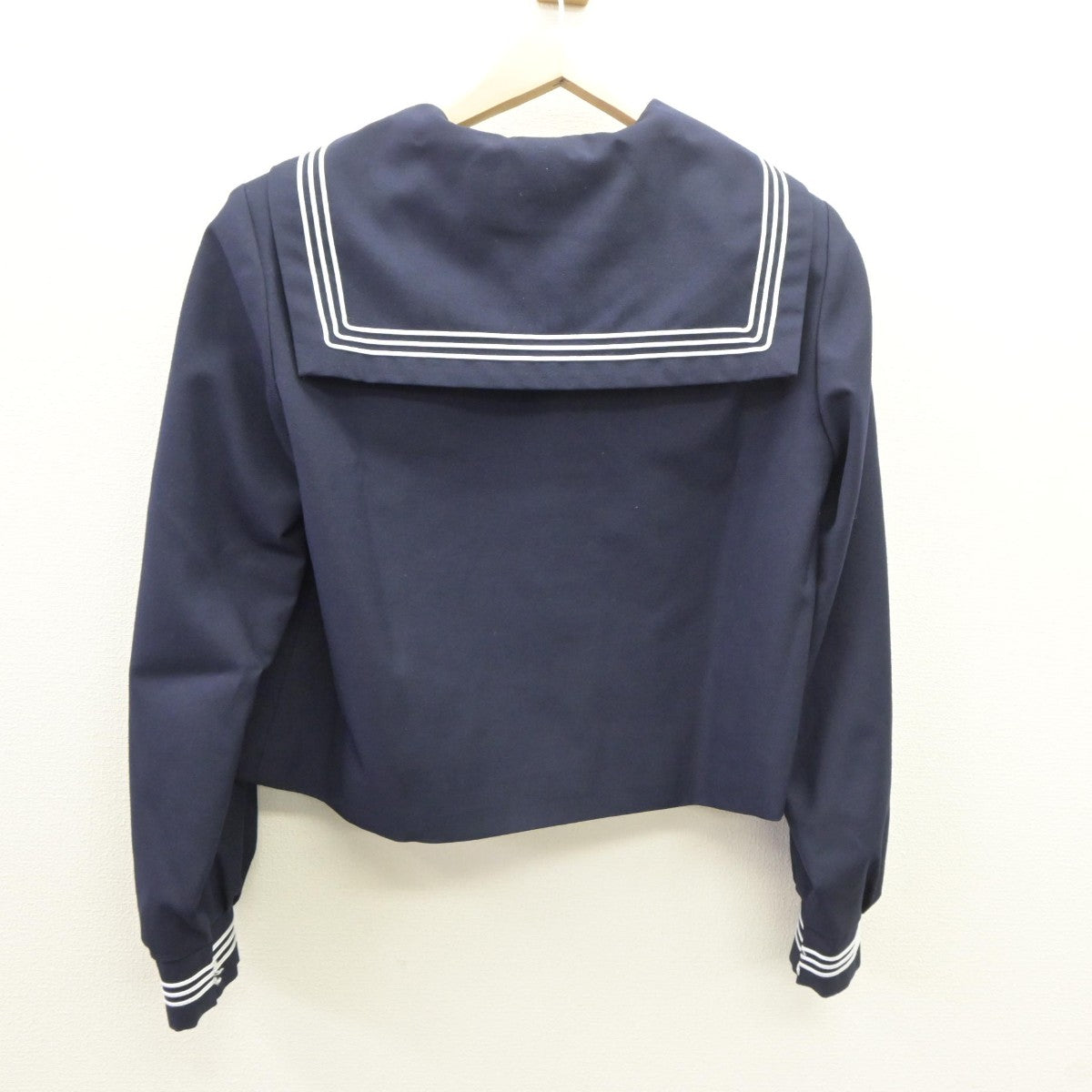 【中古】青森県 大館中学校 女子制服 3点（セーラー服・スカート）sf035406