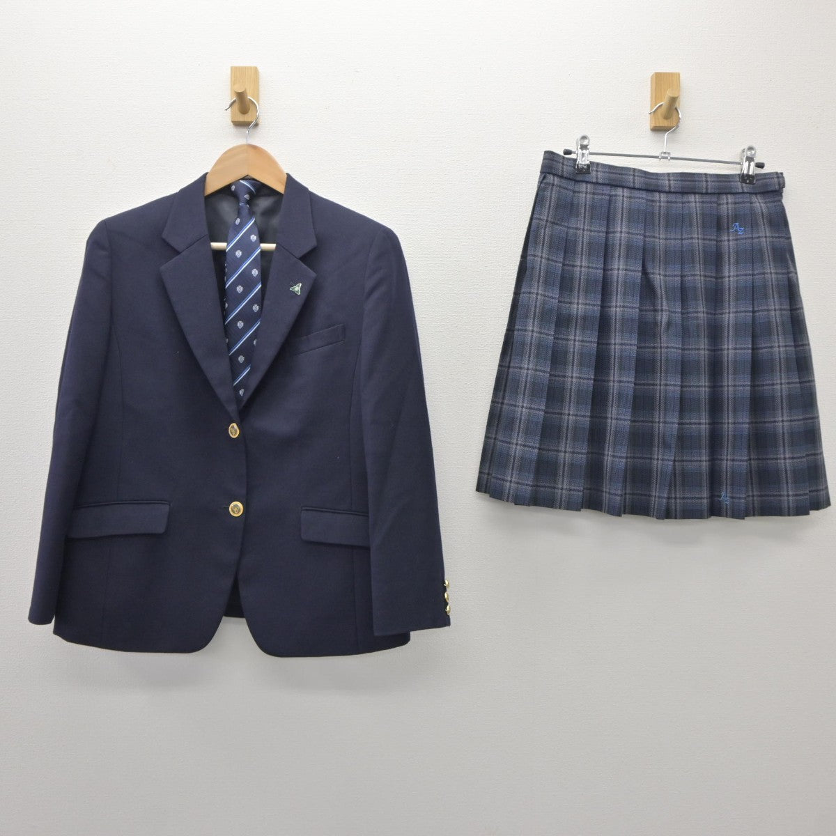 【中古】神奈川県 麻布大学附属高等学校 女子制服 5点（ブレザー・スカート）sf035469