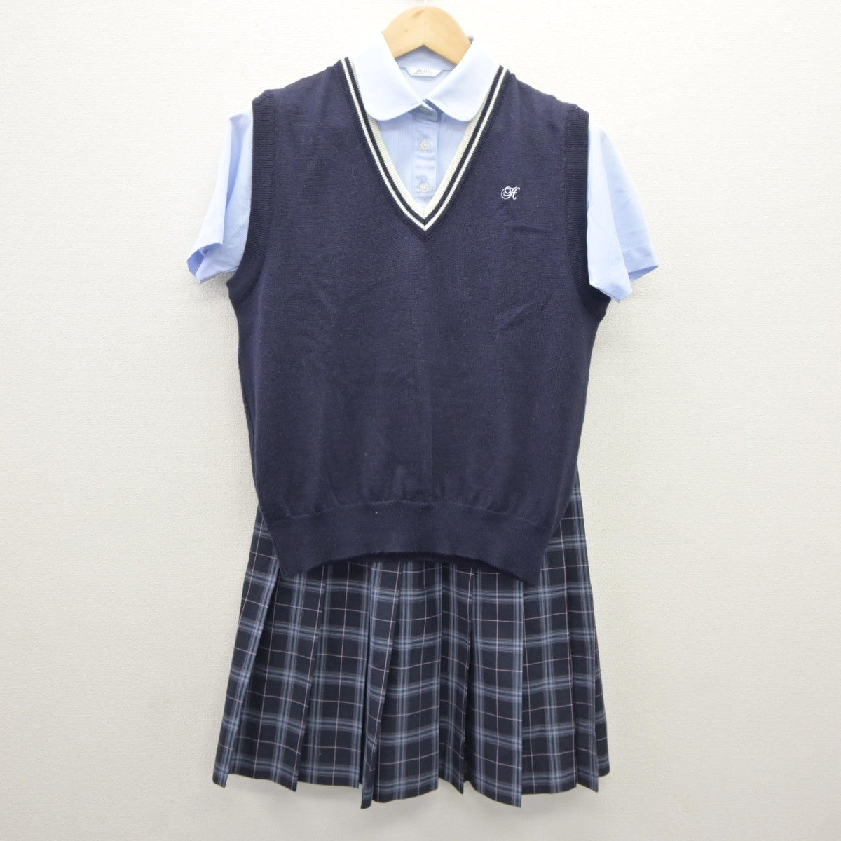 【中古】富山県 氷見高等学校 女子制服 4点（ニットベスト・シャツ・スカート）sf035480