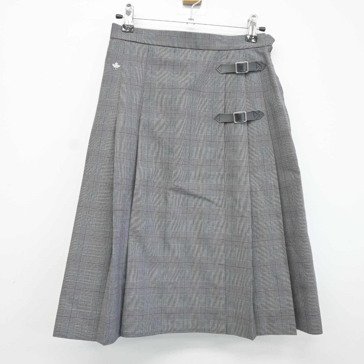 【中古】愛知県 名古屋国際高等学校 女子制服 3点（ニットベスト・シャツ・スカート）sf036011