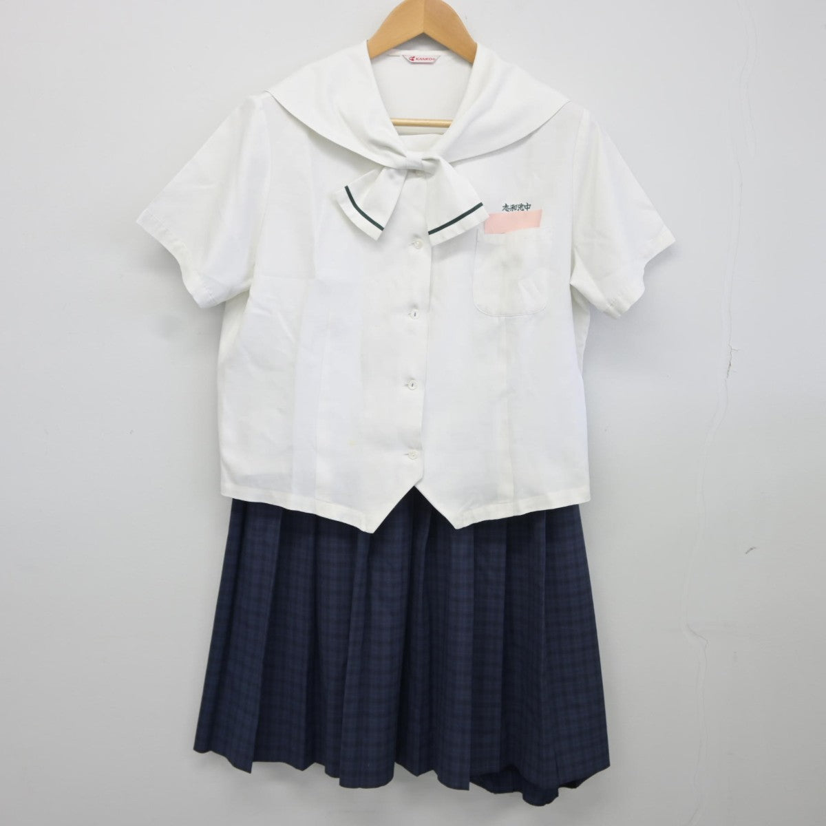 【中古】宮崎県 志和池中学校 女子制服 3点（シャツ・スカート）sf036018