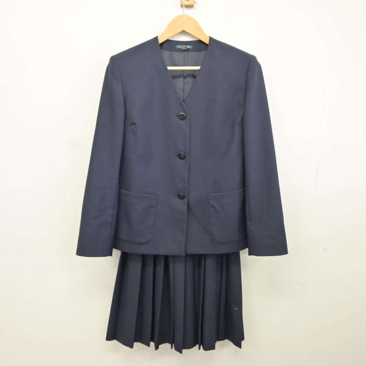 【中古】群馬県 前橋市立第一中学校 女子制服 3点（ブレザー・スカート）sf036027